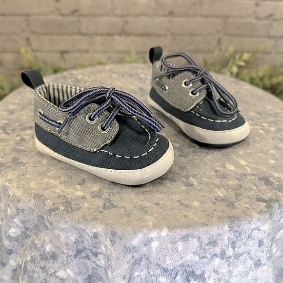 Rising Star ⭐️ Navy & Gray Soft Vinyl Boat Shoes Infant Boy Size 3 to 6 months - Picture 8 of 8